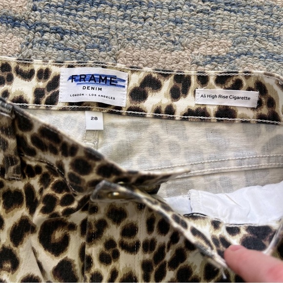 FRAME ALI LEOPARD HIGH RISE CIGARETTE JEANS SIZE 28 - Picture 6 of 8
